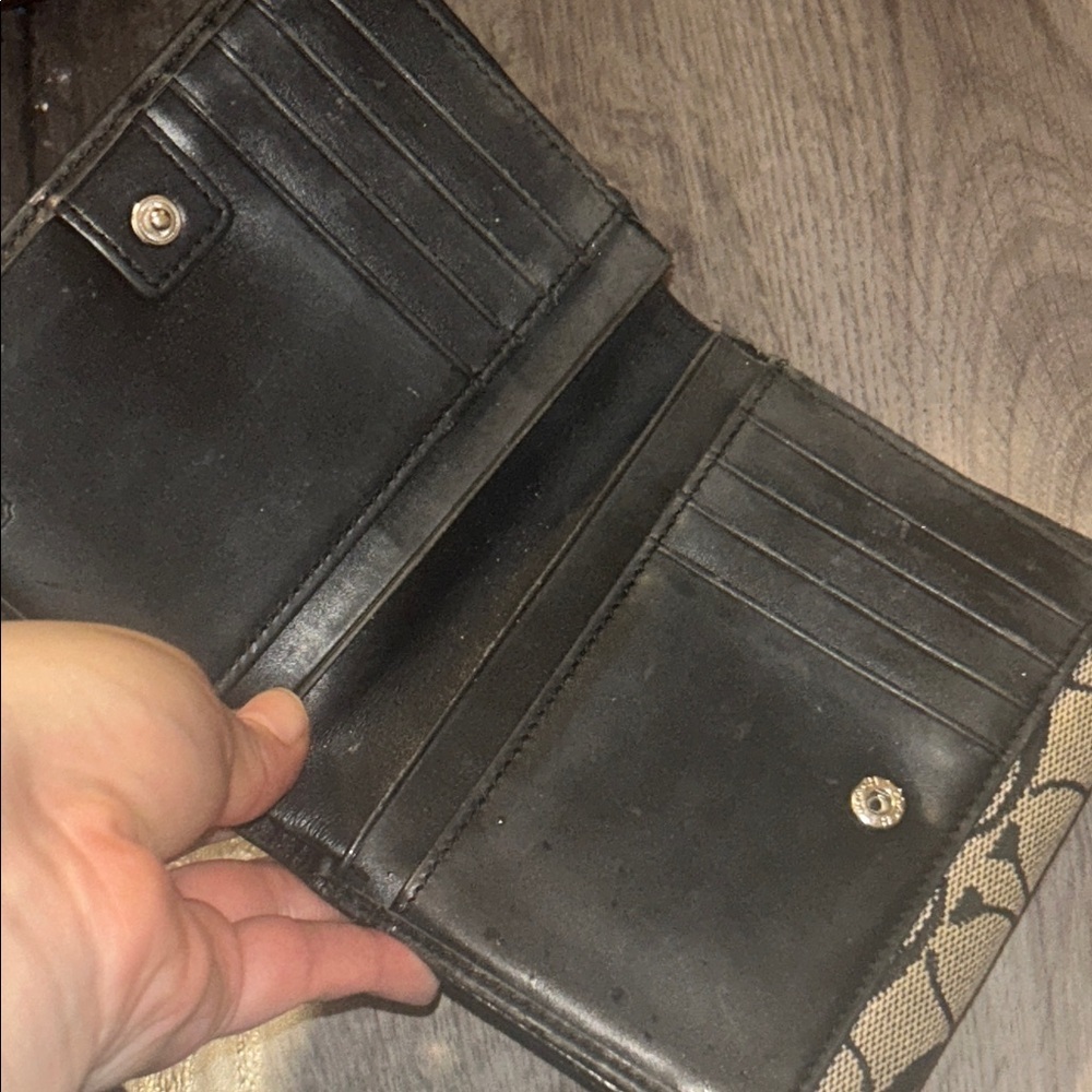 Coach Canvas Wallet in Tan and Black Signature Print - Picture 5 of 7
